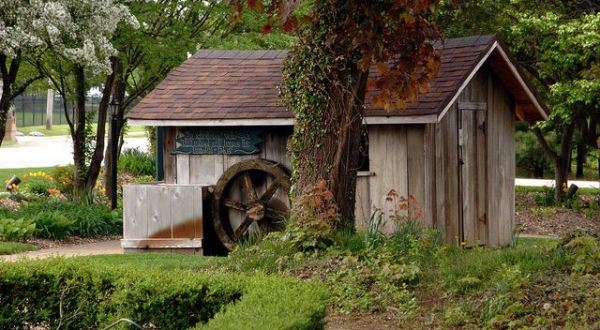 The Fascinating Town In Indiana That Is Straight Out Of A Fairy Tale