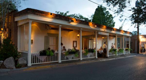 Here Are The 10 Most Romantic Restaurants In New Mexico And You’re Going To Love Them
