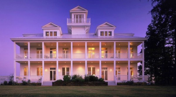 The Delightfully Charming Alabama Lodge That Is Guaranteed To Make Your Stay Memorable