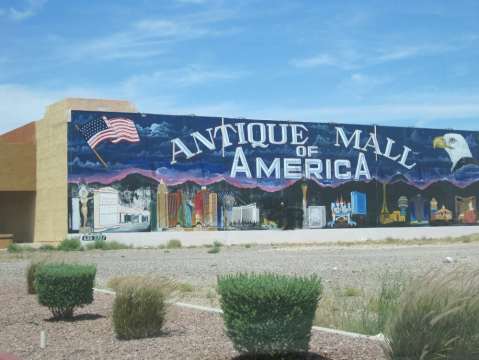 You'll Never Want To Leave This Massive Antique Mall In Nevada