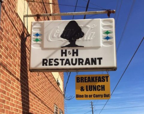 Here's The Most Iconic Restaurant In Georgia And Why It Totally Rules