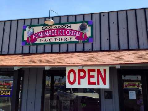 The Tiny Shop In Arizona That Serves Homemade Ice Cream To Die For