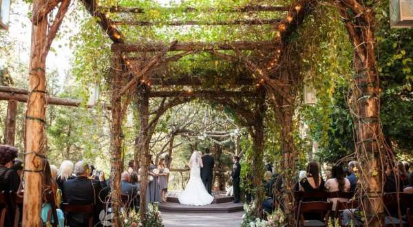 10 Epic Spots To Get Married In Southern California That’ll Blow Guests Away
