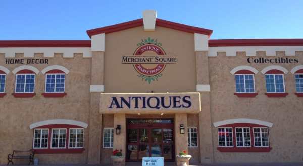 You’ll Never Want To Leave Merchant Square, A Massive Antique Mall In Arizona