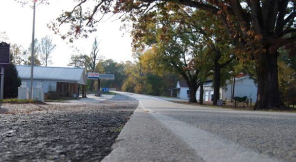 Blink And You’ll Miss These 11 Teeny Tiny Towns In South Carolina