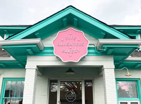 There's A Donut Bakery in Tennessee And It's Everything You've Ever Dreamed Of