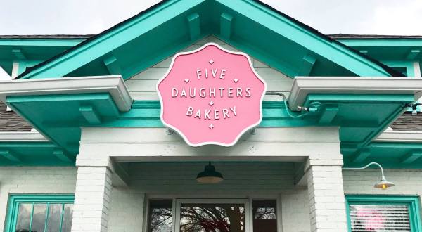 There’s A Donut Bakery in Tennessee And It’s Everything You’ve Ever Dreamed Of