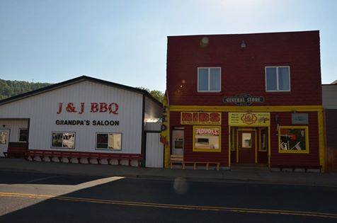 Why People Go Crazy For J And J’s Barbecue, A Small Town Eatery In Wisconsin