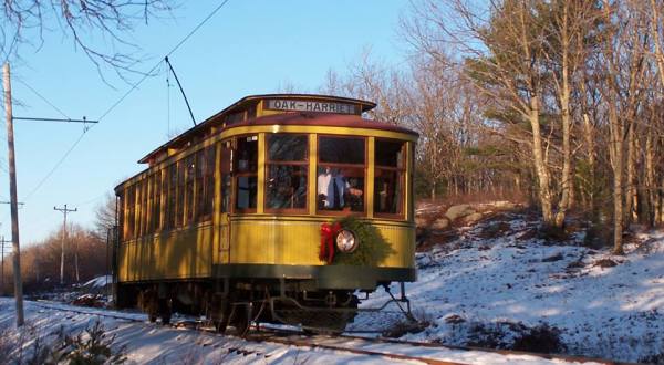 There’s A Magical Trolley Ride In Maine That Most People Don’t Know About