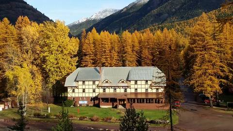 This Is The Most Unique Hotel In Montana And You’ll Definitely Want To Visit