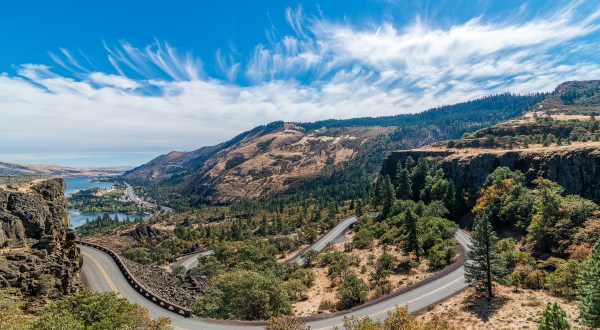 10 Gorgeous Roads In Oregon That Will Make You Want To Pull Over Every Five Minutes