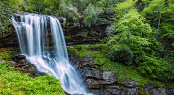 10 Amazing Natural Wonders Hiding In Plain Sight In North Carolina — No Hiking Required