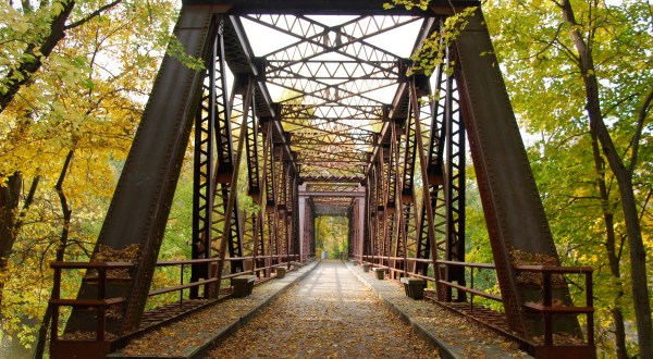 You’ve Never Experienced Anything Like This Abandoned Railroad Hike In New York