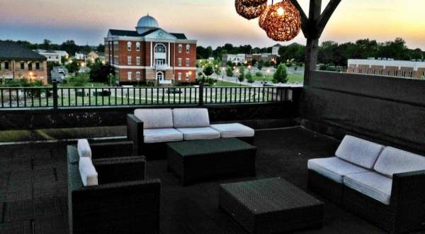 You’ll Love This Rooftop Restaurant In Mississippi That’s Beyond Gorgeous