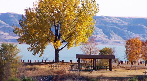 The 8 Best Places In North Dakota To Go On An Unforgettable Picnic