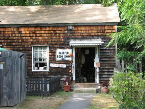 The Crazy One-Of-A-Kind Store You'll Only Find In Connecticut
