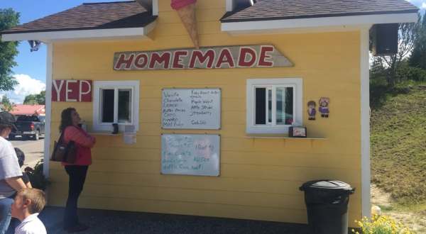 The Tiny Shop In Montana That Serves Homemade Ice Cream To Die For