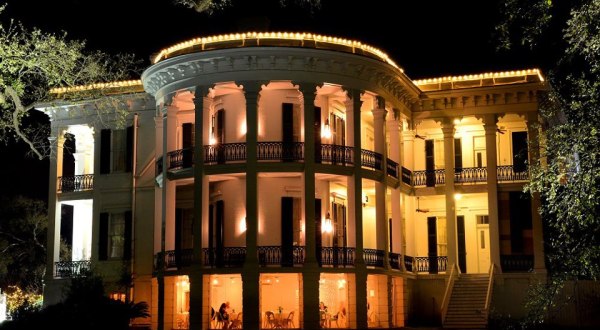 13 Haunted Places In Louisiana Where You Can Stay The Night… If You Dare