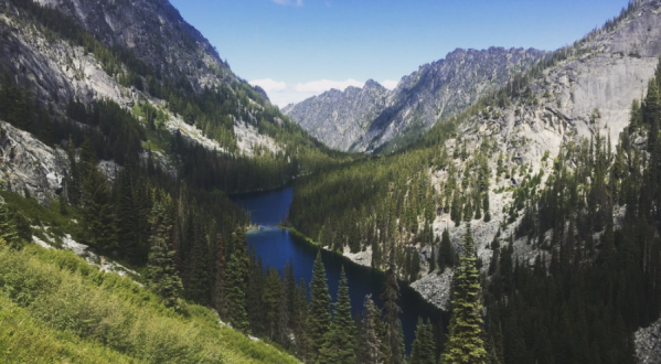 The Sapphire Lake In Washington That’s Devastatingly Gorgeous