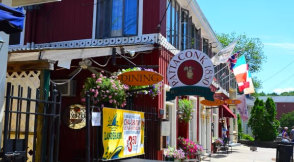 You’ll Fall In Love With This Charming River Town In Connecticut