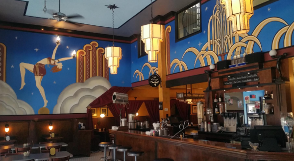 The Most Whimsical Restaurant In Missouri Belongs On Your Bucket List