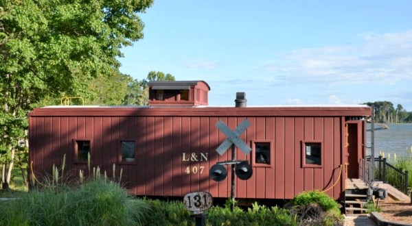 You’ll Never Forget An Overnight In This Lakeside Caboose In South Carolina