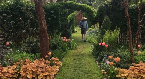 The Secret Garden In Rhode Island You’re Guaranteed To Love