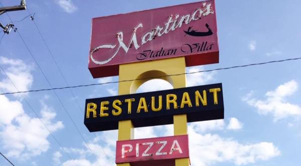 The Historic Indiana Restaurant That Serves The Best Pizza Ever