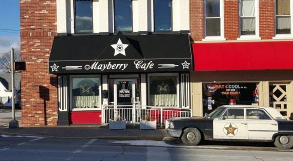 A Whimsical Restaurant In Indiana, Mayberry Cafe Is Full Of Delectable Home Cooking
