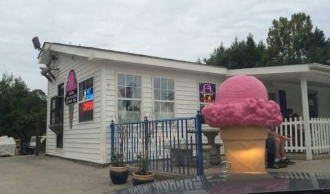 The Tiny Shop In North Carolina That Serves Homemade Ice Cream To Die For