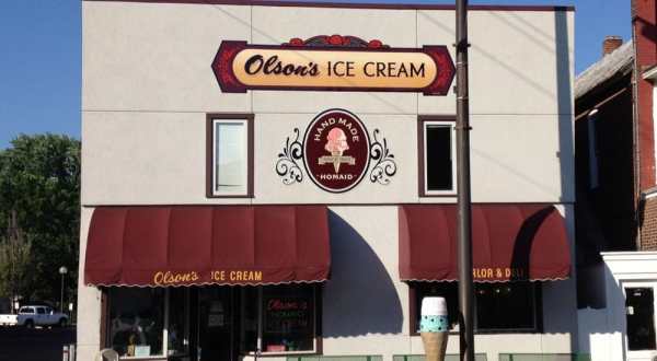 A Tiny Shop In Wisconsin, Olson’s Serves Magnificent Homemade Ice Cream