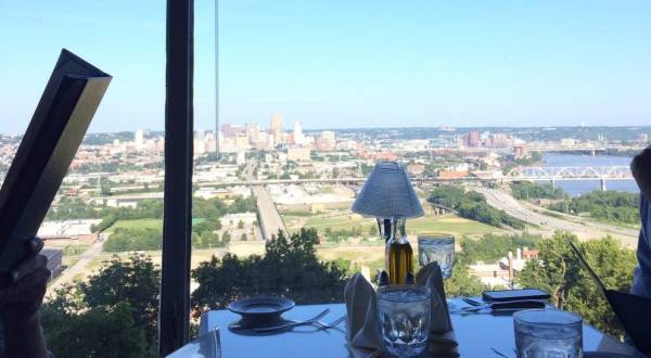 The Sky High Restaurant In Ohio That Let’s You Dine Among The Clouds