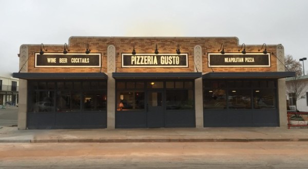 The Ultimate Pizza Bucket List In Oklahoma That Will Make Your Mouth Water