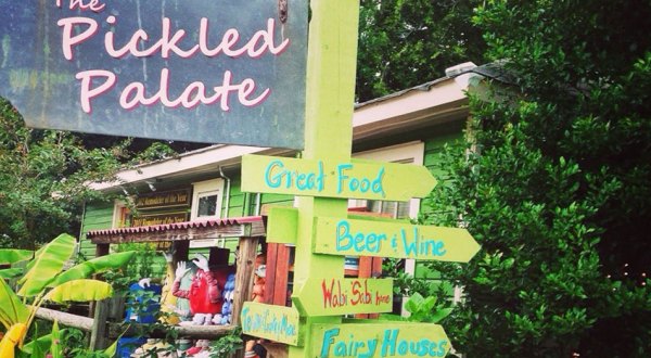 The Most Whimsical Restaurant In South Carolina Belongs On Your Bucket List
