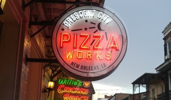 The Ultimate Pizza Bucket List In New Orleans That Will Make Your Mouth Water