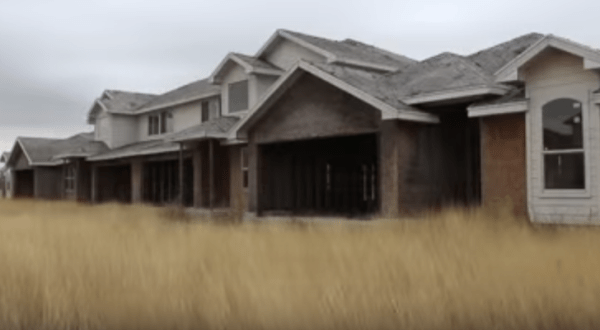 This Entire Neighborhood In Texas Was Mysteriously Abandoned And Nobody Knows Why