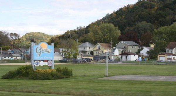 Blink And You’ll Miss These 14 Teeny Tiny Towns In Wisconsin