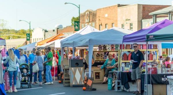 The 12 Best Small-Town Mississippi Festivals You’ve Never Heard Of