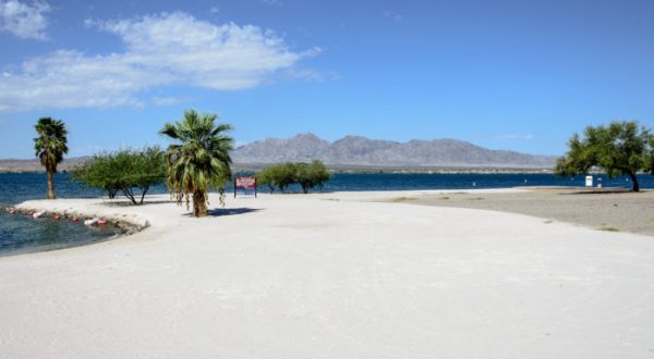 The Underrated Beach With The Whitest, Most Pristine Sand In Arizona