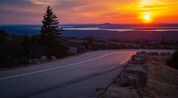 The One Scenic Drive In Maine You Must Take Before Spring’s Over
