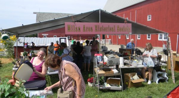 You’ll Absolutely Love This 180 Mile Yard Sale Going Right Through Michigan