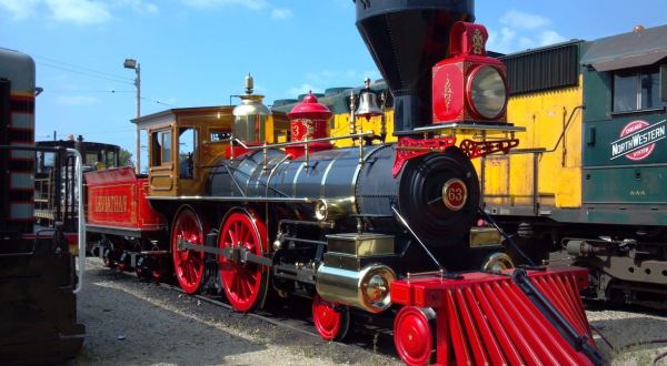 America’s Largest Train Museum Is Right Here In Illinois And You’ll Want To Visit