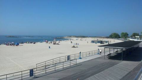 The Underrated Beach With The Whitest, Most Pristine Sand In Connecticut