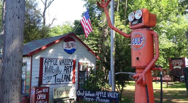 This Roadside Attraction In Kentucky Is The Most Unique Thing You’ve Ever Seen