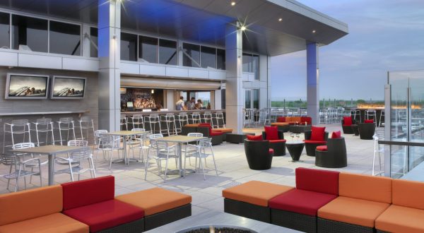 You’ll Love This Rooftop Restaurant In Missouri That’s Beyond Gorgeous