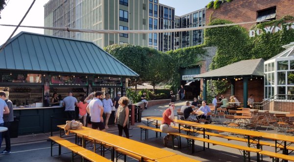 9 Michigan Restaurants With The Most Amazing Outdoor Patios You’ll Love To Lounge On
