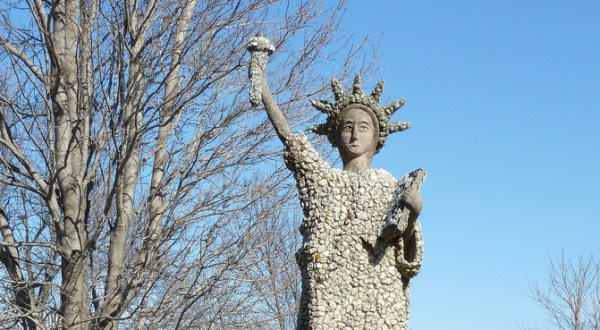 Most People Don’t Know There’s A Little Statue of Liberty In Minnesota