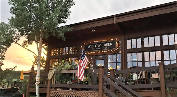 The Beautiful Restaurant Tucked Away In A Forest Near Denver Most People Don’t Know About