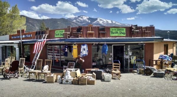 11 Incredible Thrift Stores In New Mexico Where You’ll Find All Kinds Of Treasures