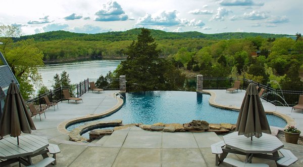 You Can’t Beat The Views At This Incredible Missouri Lodge